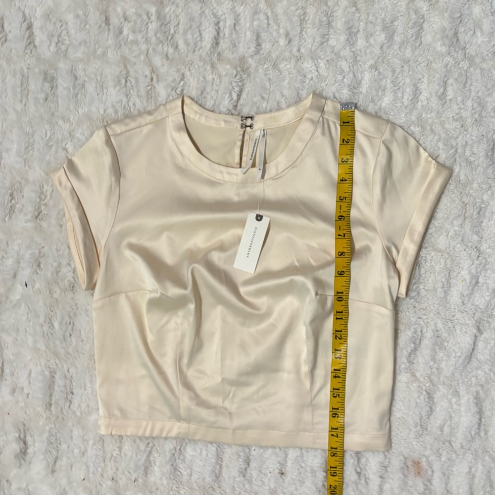 NWT By ANTHROPOLOGIE Cream Satin Baby Tee Blouse - Picture 15 of 16
